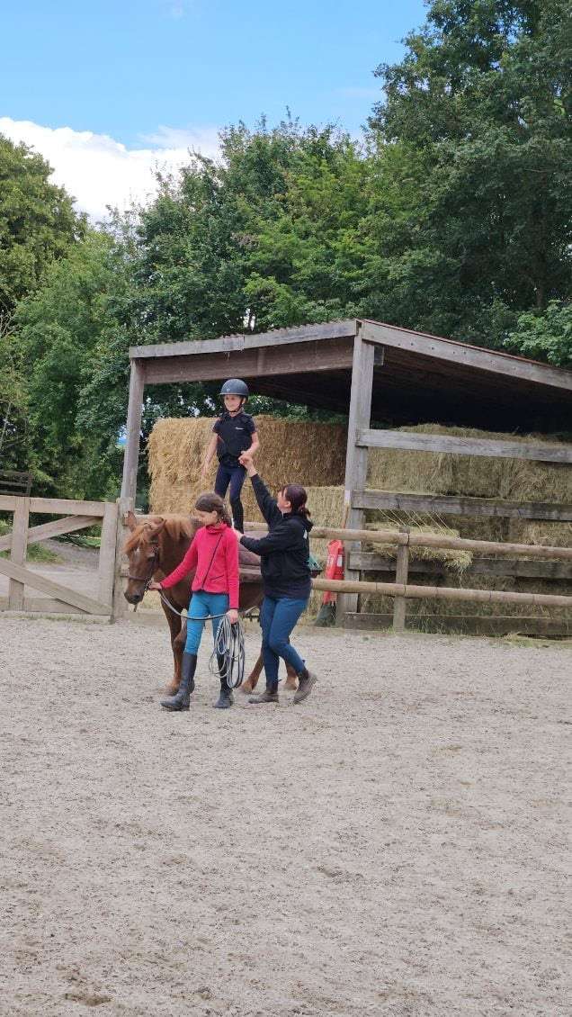 SEJOUR PONEY VACANCES DE LA TOUSSAINT